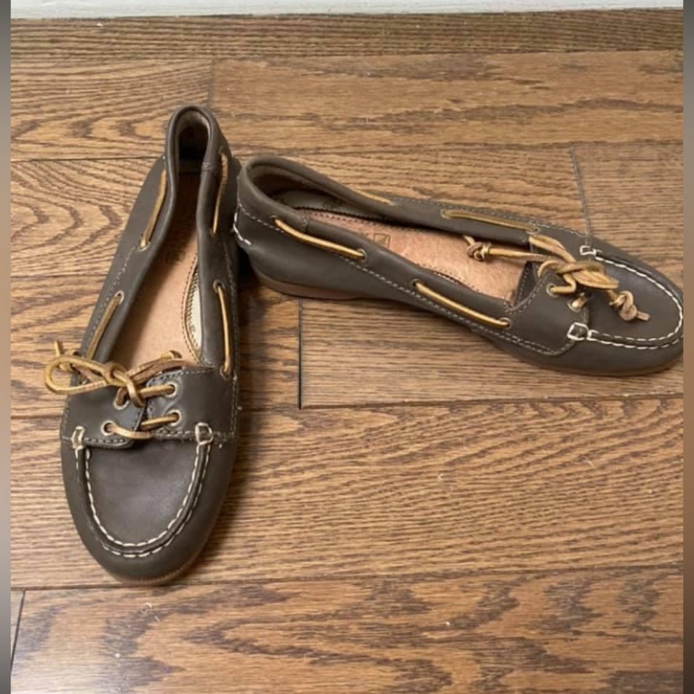 SOLD Sperry Boat Shoe